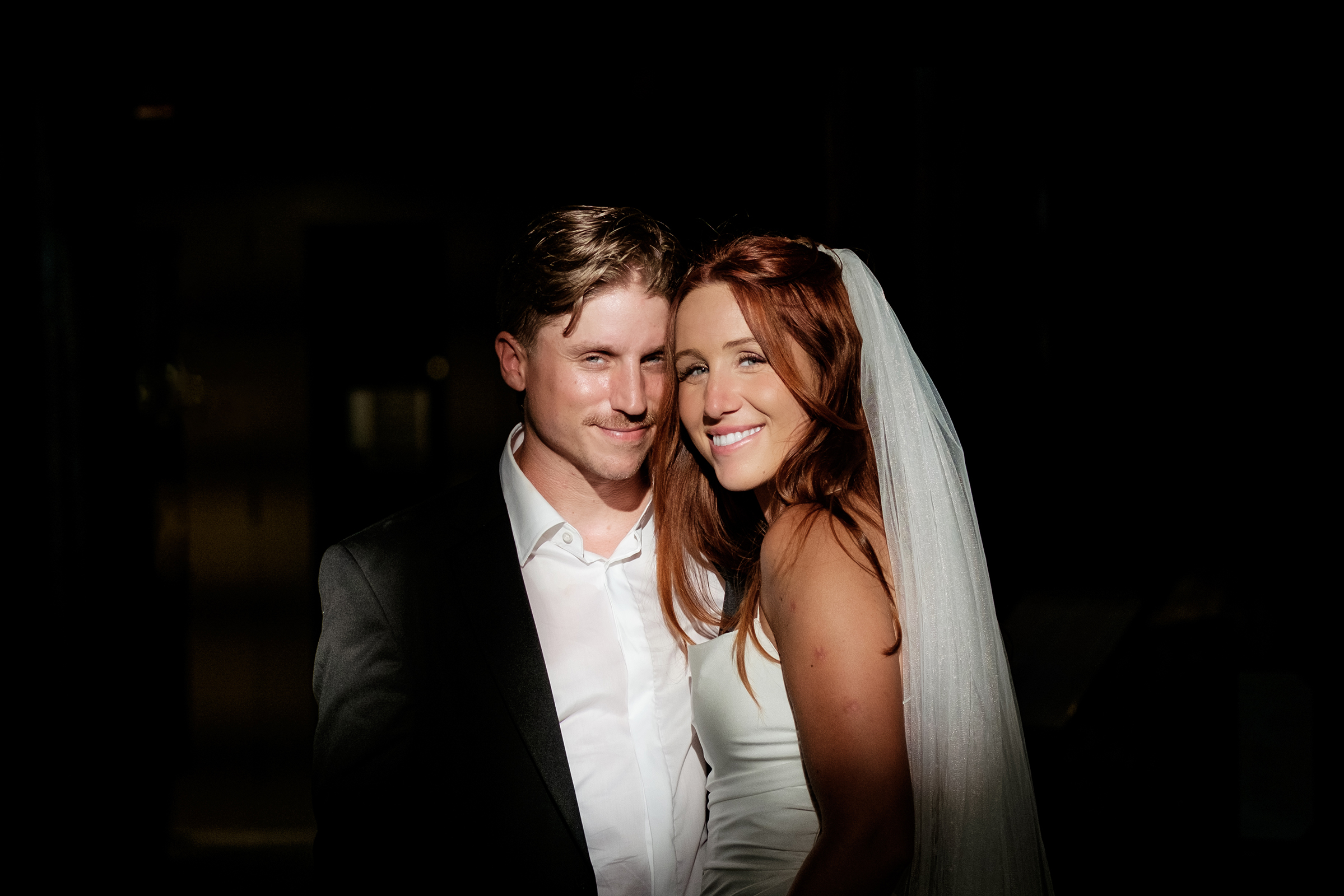 Bride and groom portrait by Ottawa Wedding Photographer Sara